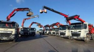 8×4 grue